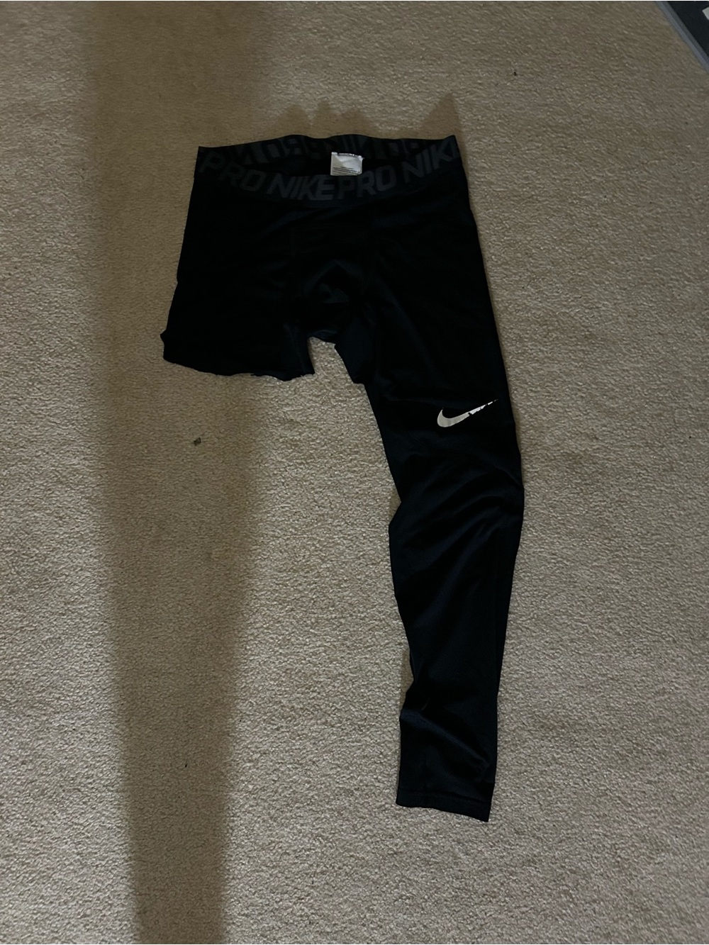 Nike Pro black Compression one leg tights
